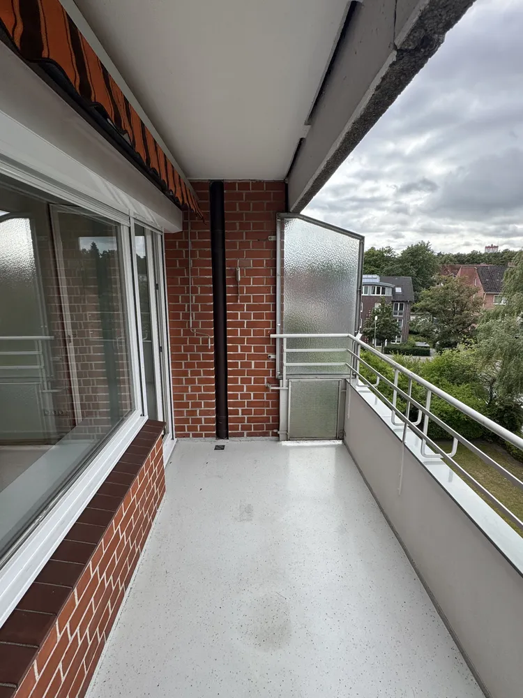3 Zimmer Wohnung mit 77 m² in Hamburg – Bild 2