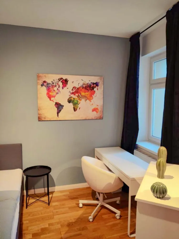 Shared room with 20 m² in Berlin – Photo 4
