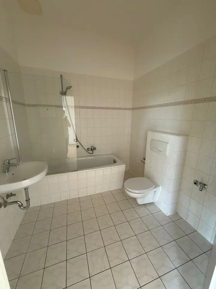 2 Zimmer Wohnung mit 54 m² in Halle (Saale) – Bild 8