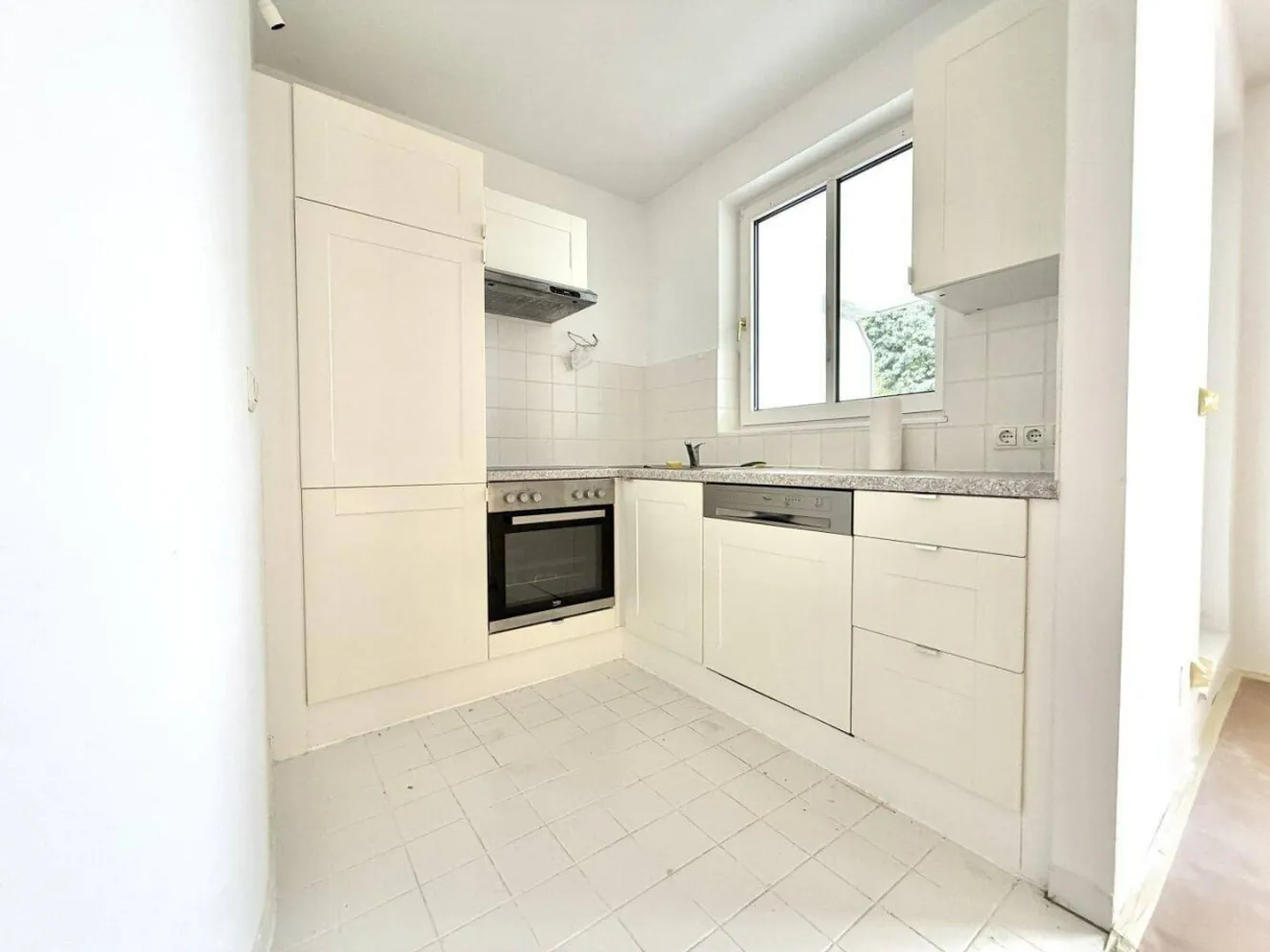 4 Zimmer Wohnung mit 91 m² in Düsseldorf – Bild 1