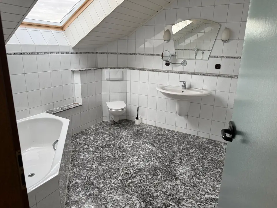 3 Zimmer Wohnung mit 120 m² in Euskirchen – Bild 8