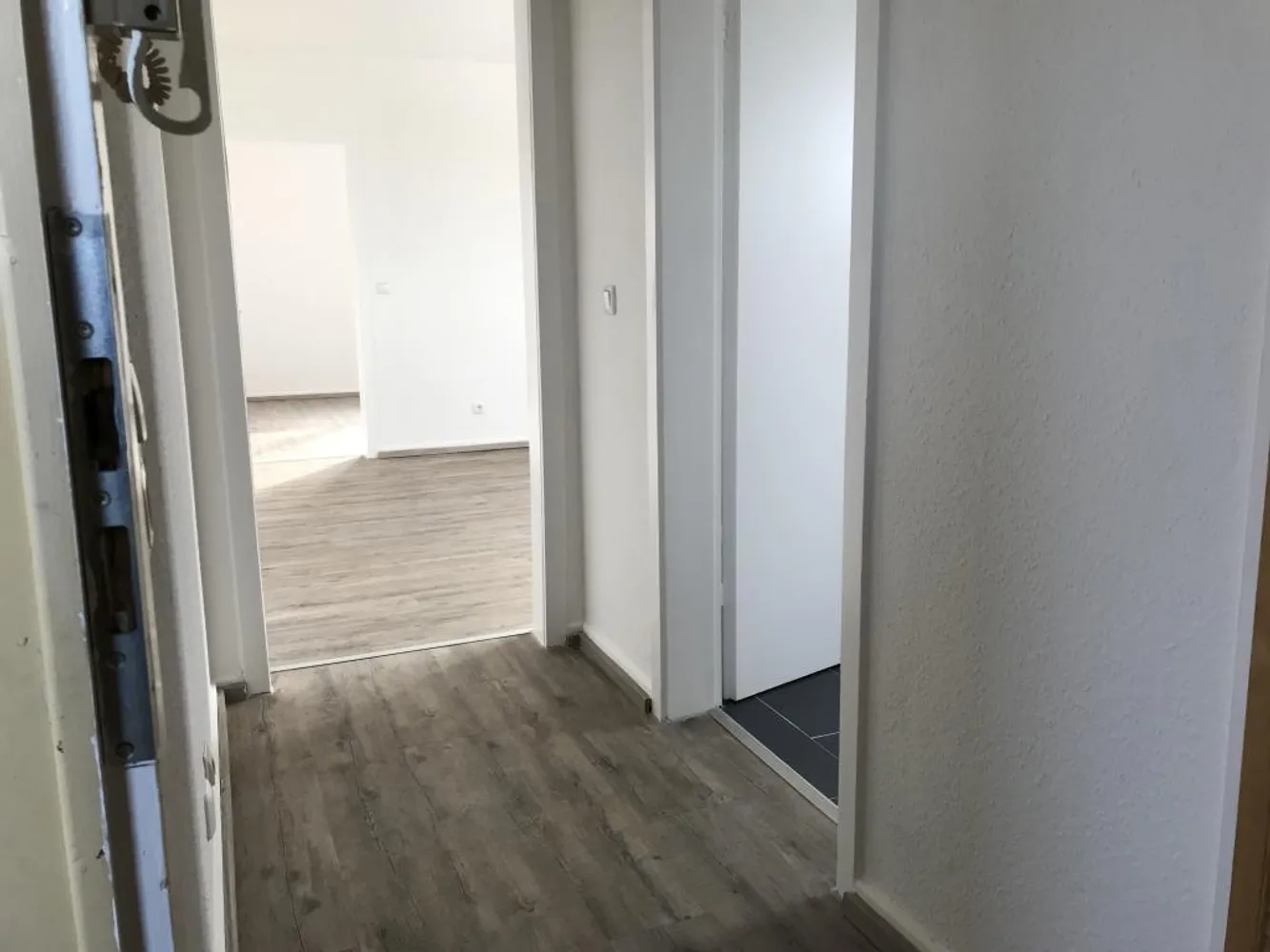 2 Zimmer Wohnung mit 45 m² in Duisburg – Bild 3