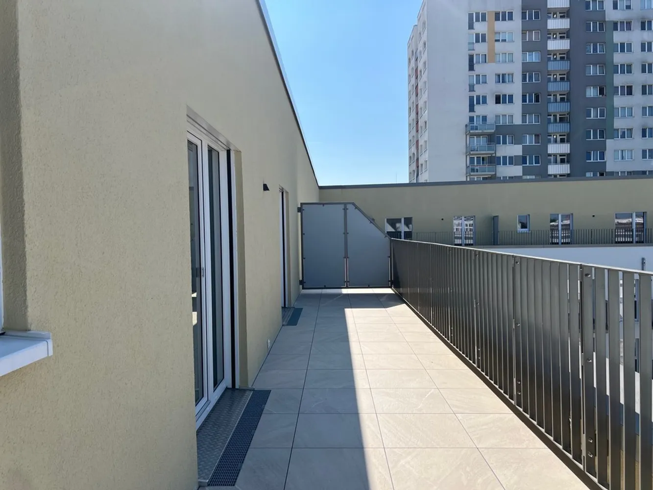 3 Zimmer Wohnung mit 94 m² in Berlin – Bild 4