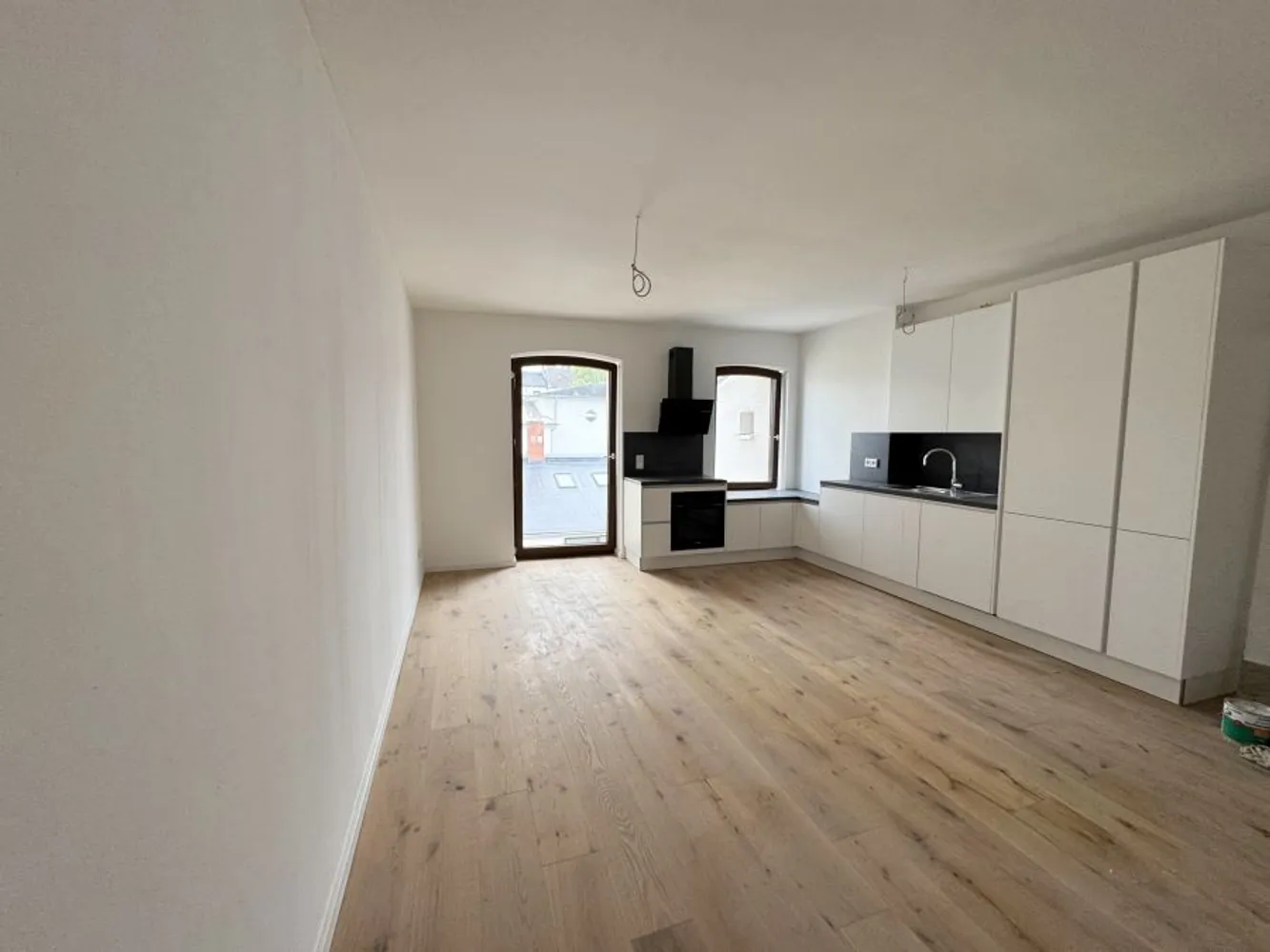 3 Zimmer Wohnung mit 82 m² in Wiesbaden – Bild 2