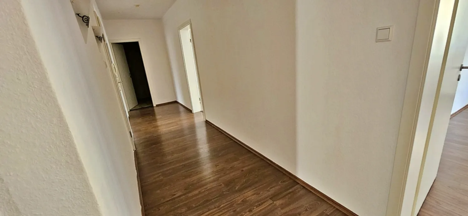 4 Zimmer Wohnung mit 98 m² in Bremen – Bild 2