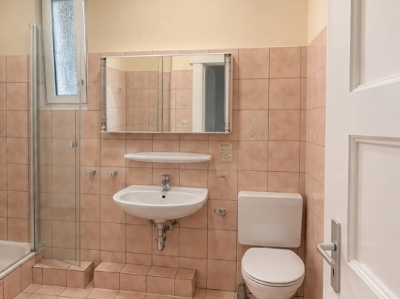 7 Zimmer Wohnung mit 261 m² in Hamburg – Bild 6