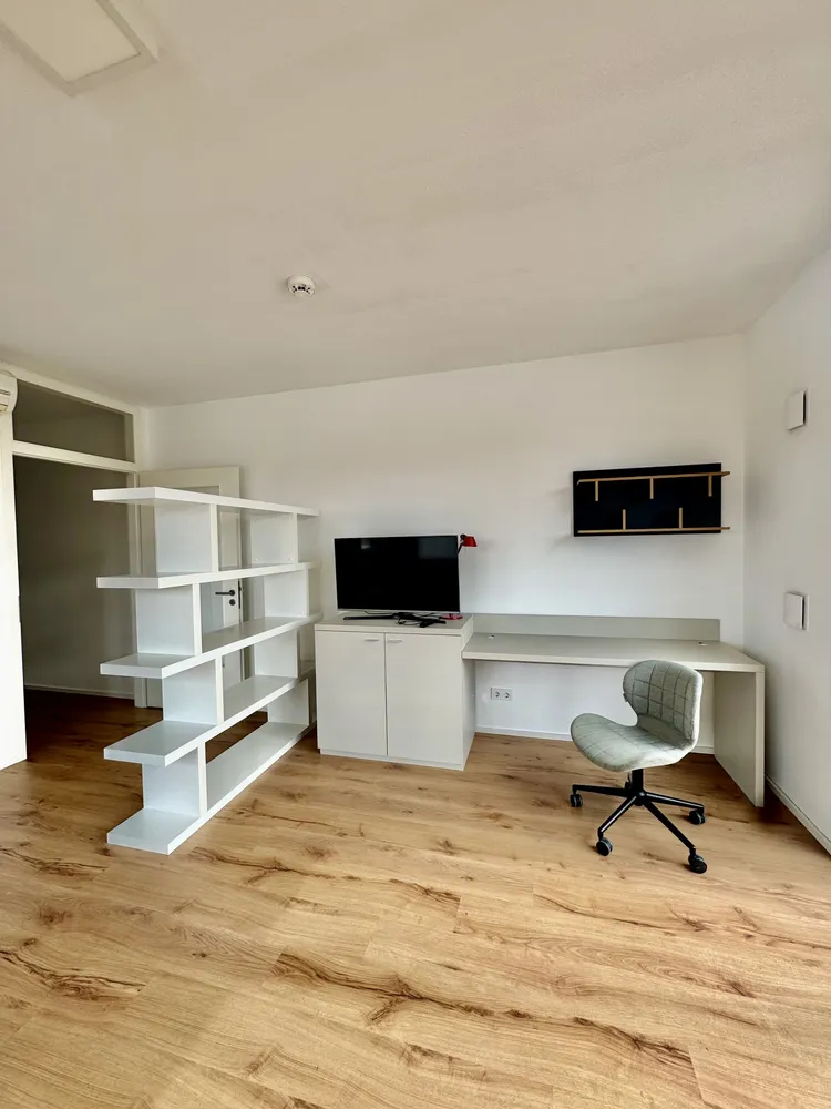 1 Zimmer Wohnung mit 56 m² in Berlin – Bild 7