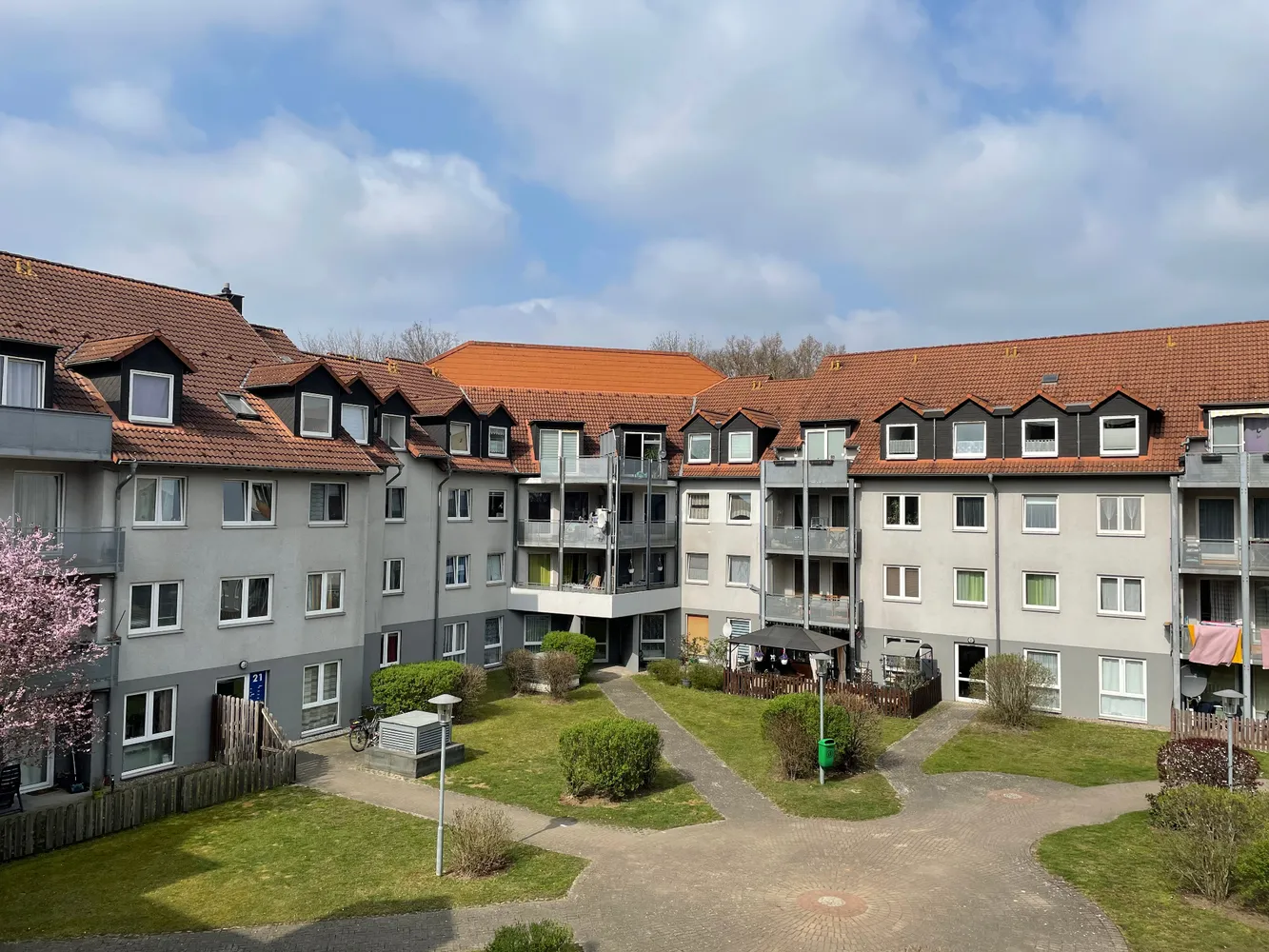 3 Zimmer Wohnung mit 85 m² in Hannover – Bild 2