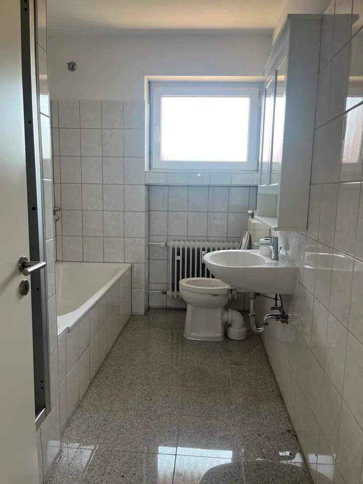 3 Zimmer Wohnung mit 100 m² in Saarbrücken – Bild 7