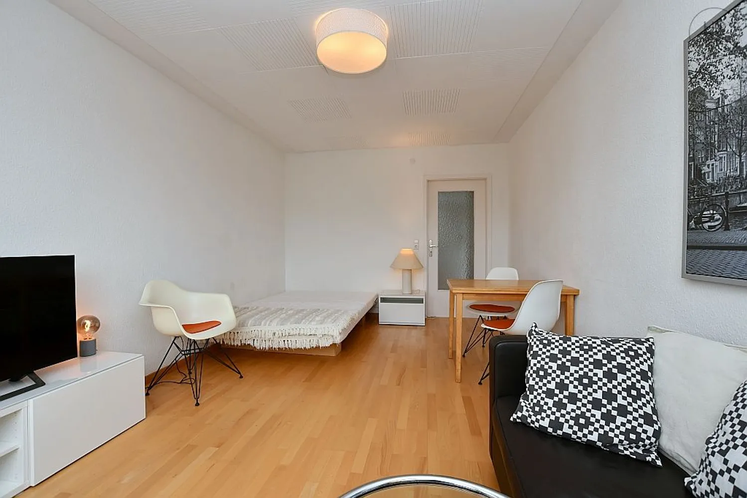 1 Zimmer Wohnung mit 30 m² in Stuttgart – Bild 10