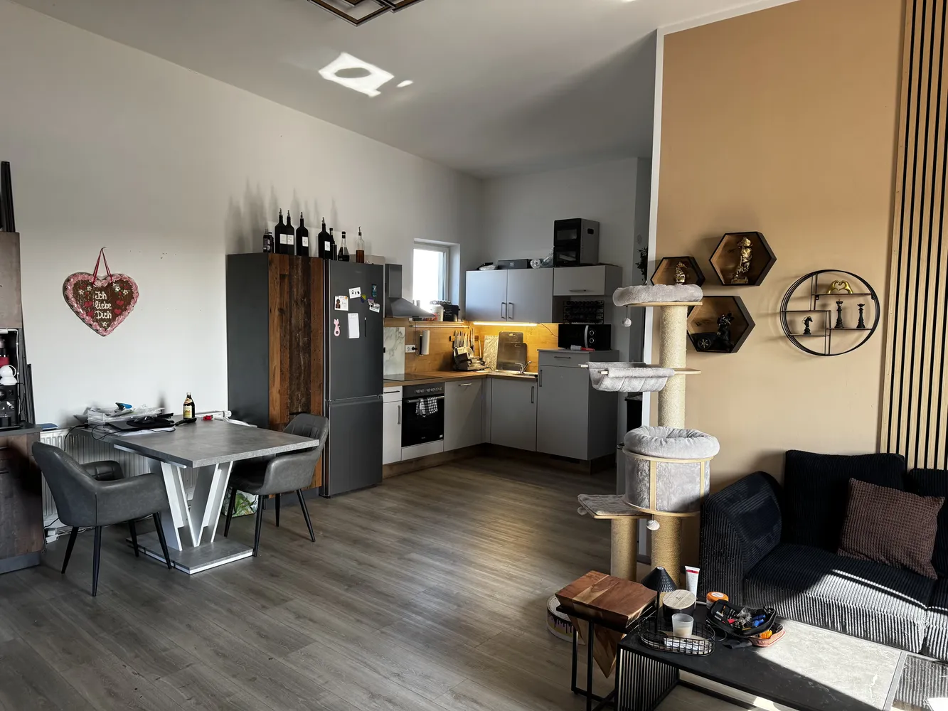 2 Zimmer Wohnung mit 75 m² in Augsburg – Bild 3