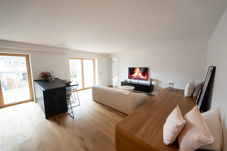 2 Zimmer Wohnung mit 88 m² in Kassel – Bild 2