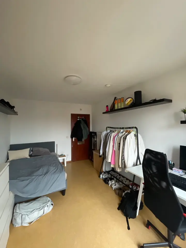 WG-Zimmer mit 120 m² in Karlsruhe – Bild 1