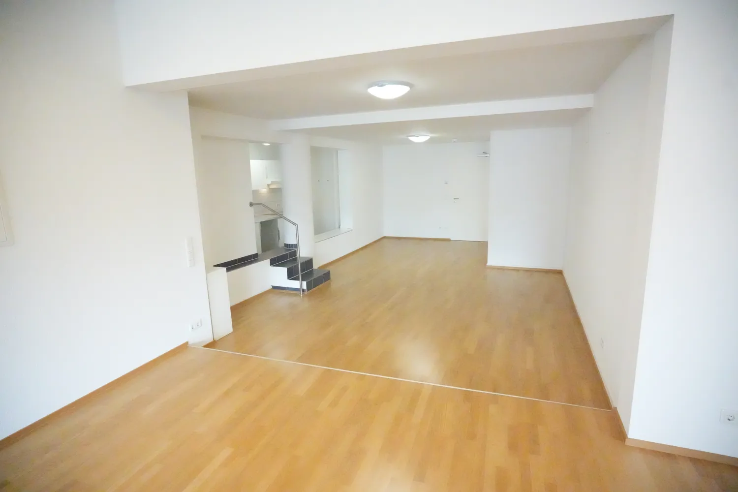 1 Zimmer Wohnung mit 80 m² in Frankfurt am Main – Bild 7