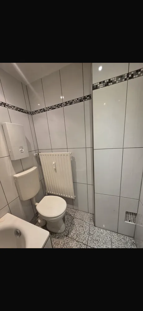 3 room apartment with 100 m² in Düsseldorf – Photo 3