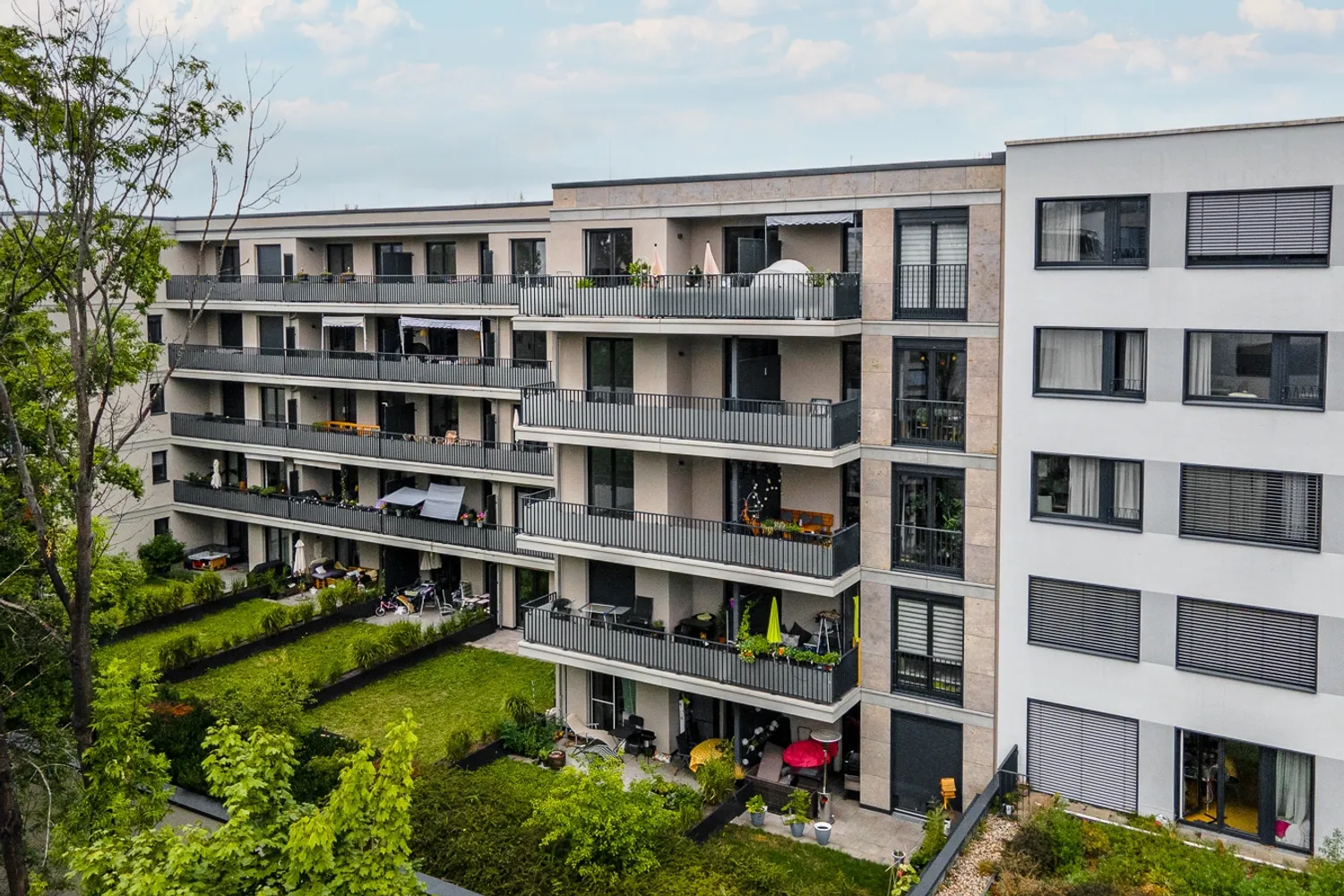 2 Zimmer Wohnung mit 60 m² in Dresden – Bild 1