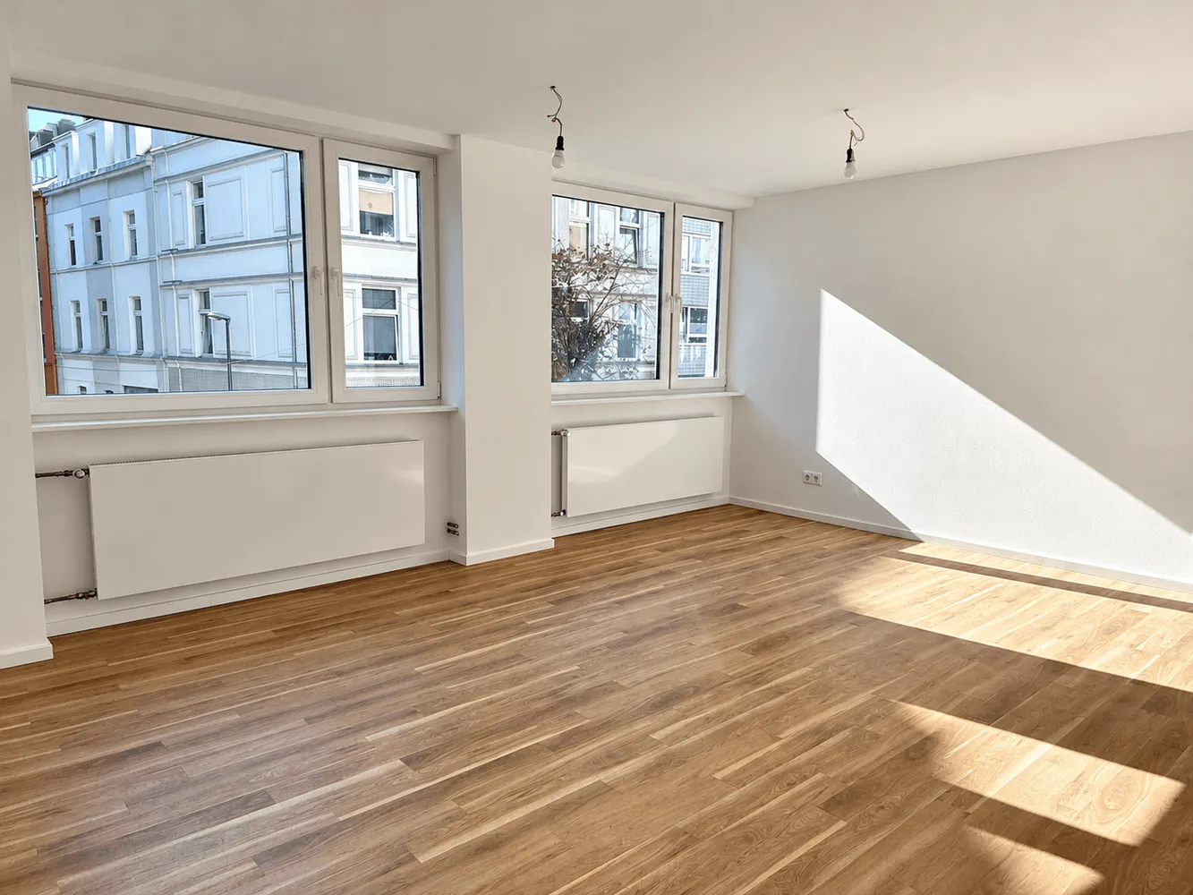 4 Zimmer Wohnung mit 103 m² in Köln – Bild 2