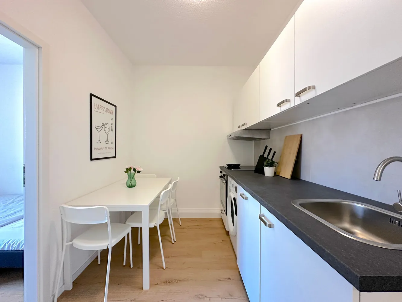 1 Zimmer Wohnung mit 32 m² in Frankfurt am Main – Bild 11