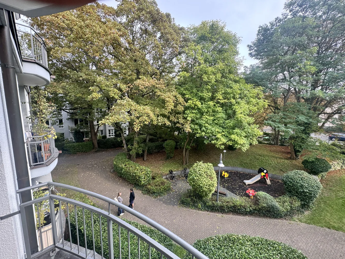 2 Zimmer Wohnung mit 70 m² in Bonn – Bild 2