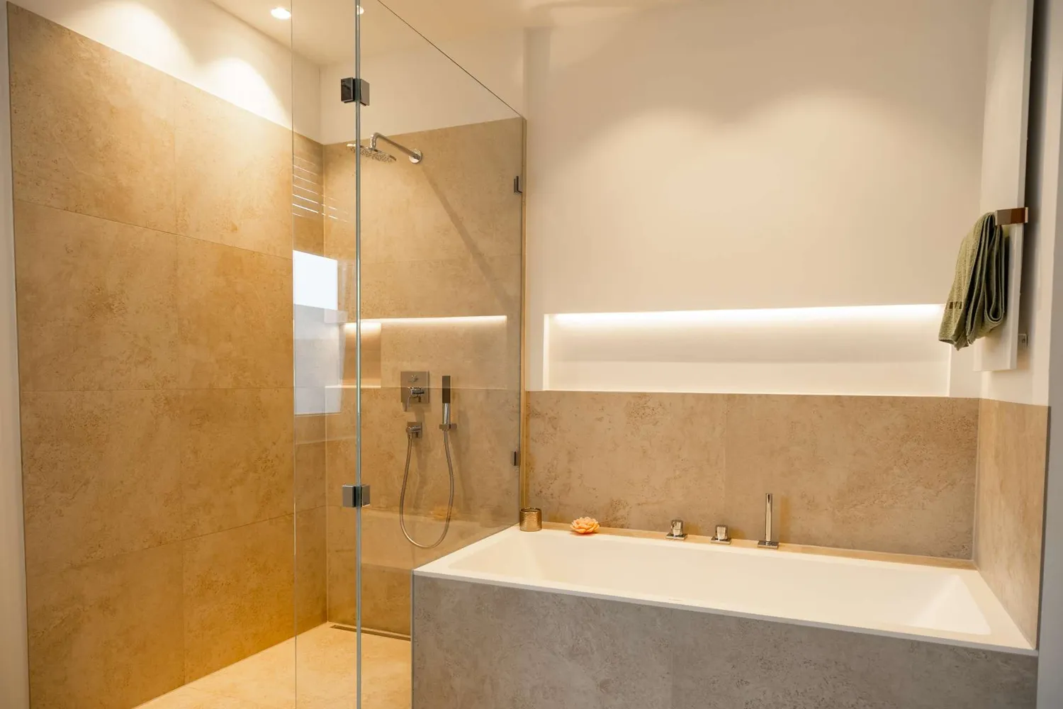 4 Zimmer Wohnung mit 174 m² in Bornheim – Bild 4