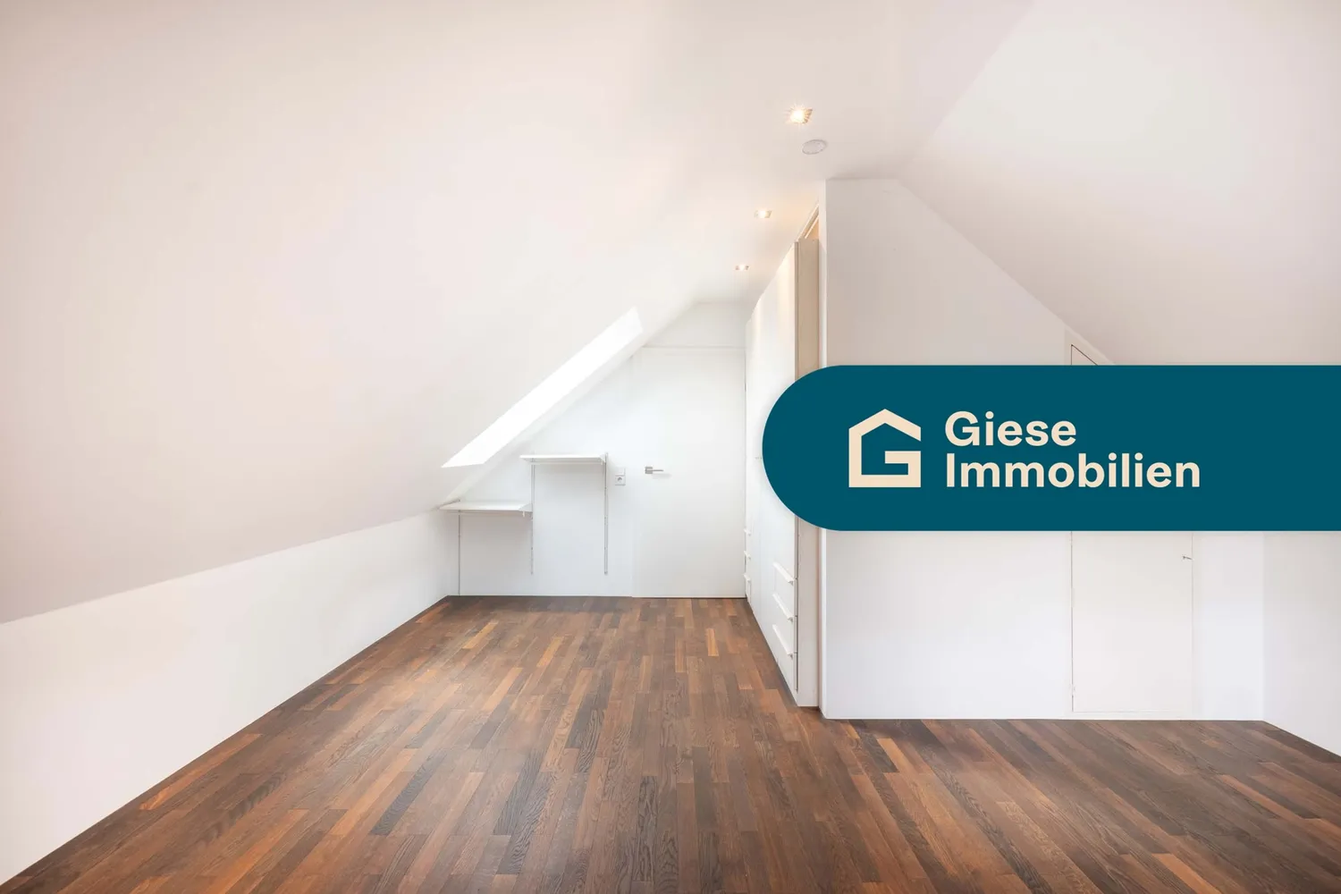 4 Zimmer Wohnung mit 93 m² in Stuttgart – Bild 1