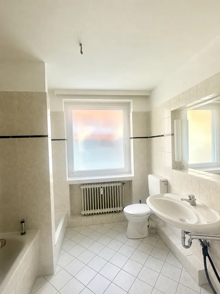 3 Zimmer Wohnung mit 109 m² in Hamburg – Bild 9