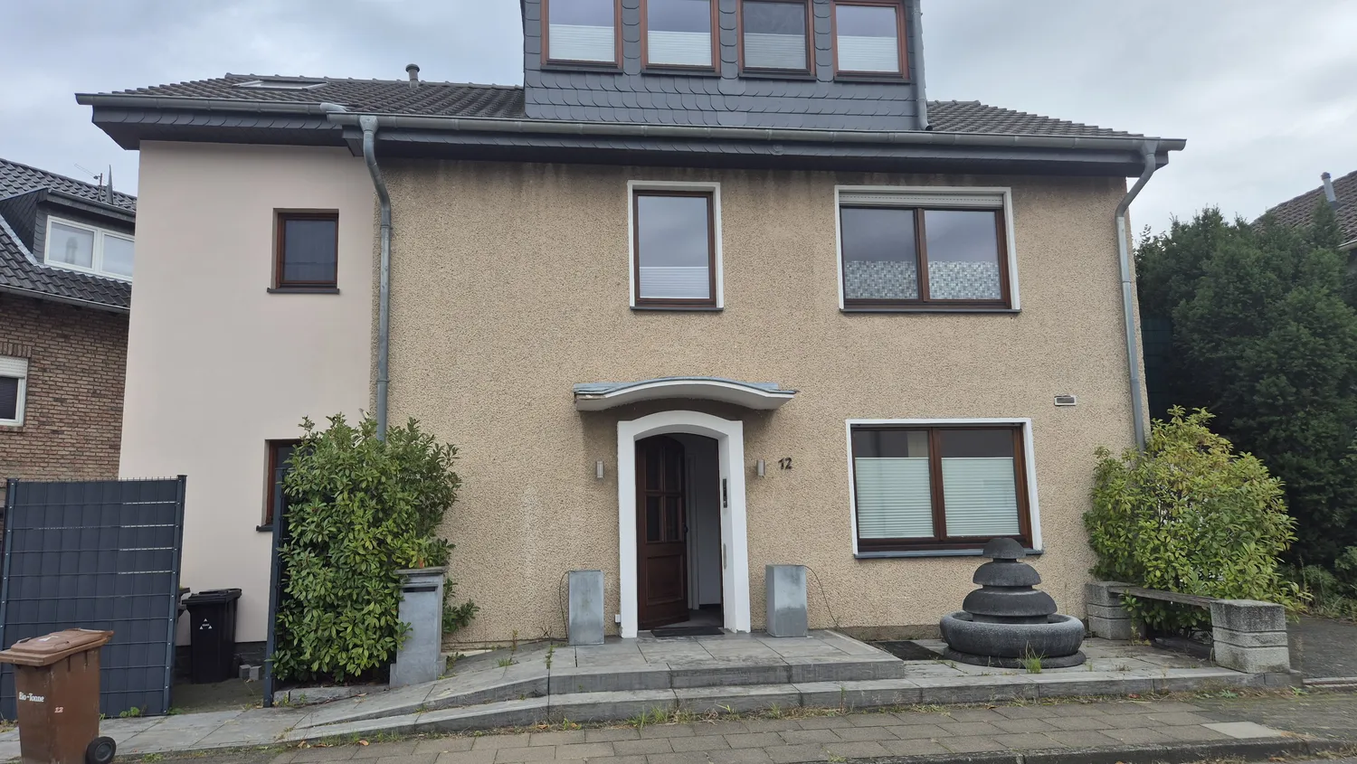 1 Zimmer Wohnung mit 45 m² in Bornheim – Bild 1