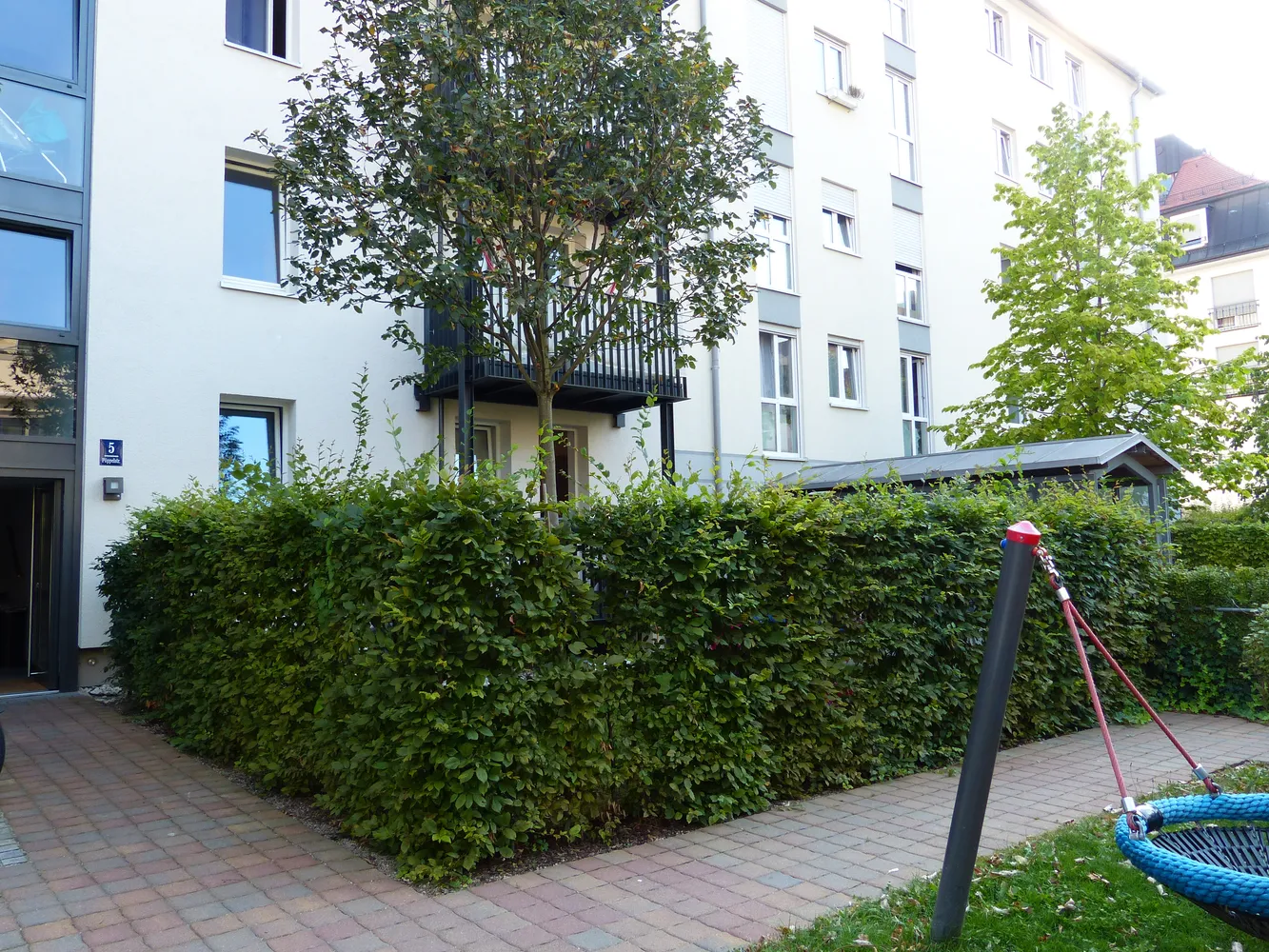 2 Zimmer Wohnung mit 60 m² in München – Bild 3