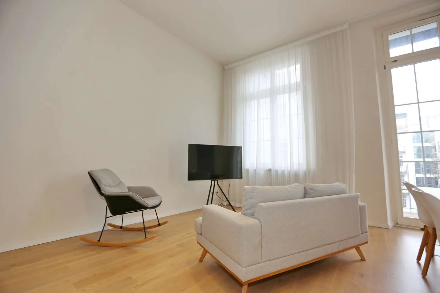 2 Zimmer Wohnung mit 75 m² in Berlin – Bild 4