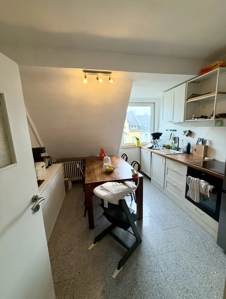 2 room apartment with 80 m² in Düsseldorf – Photo 4