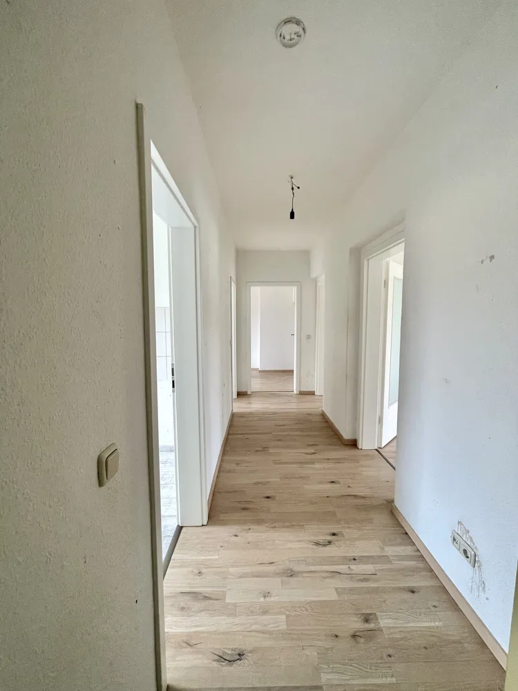 3 Zimmer Wohnung mit 65 m² in Bitterfeld-Wolfen – Bild 3