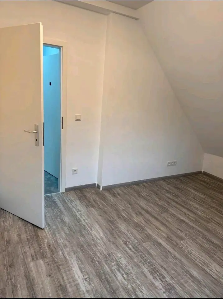 4 Zimmer Wohnung mit 65 m² in Siegburg – Bild 3