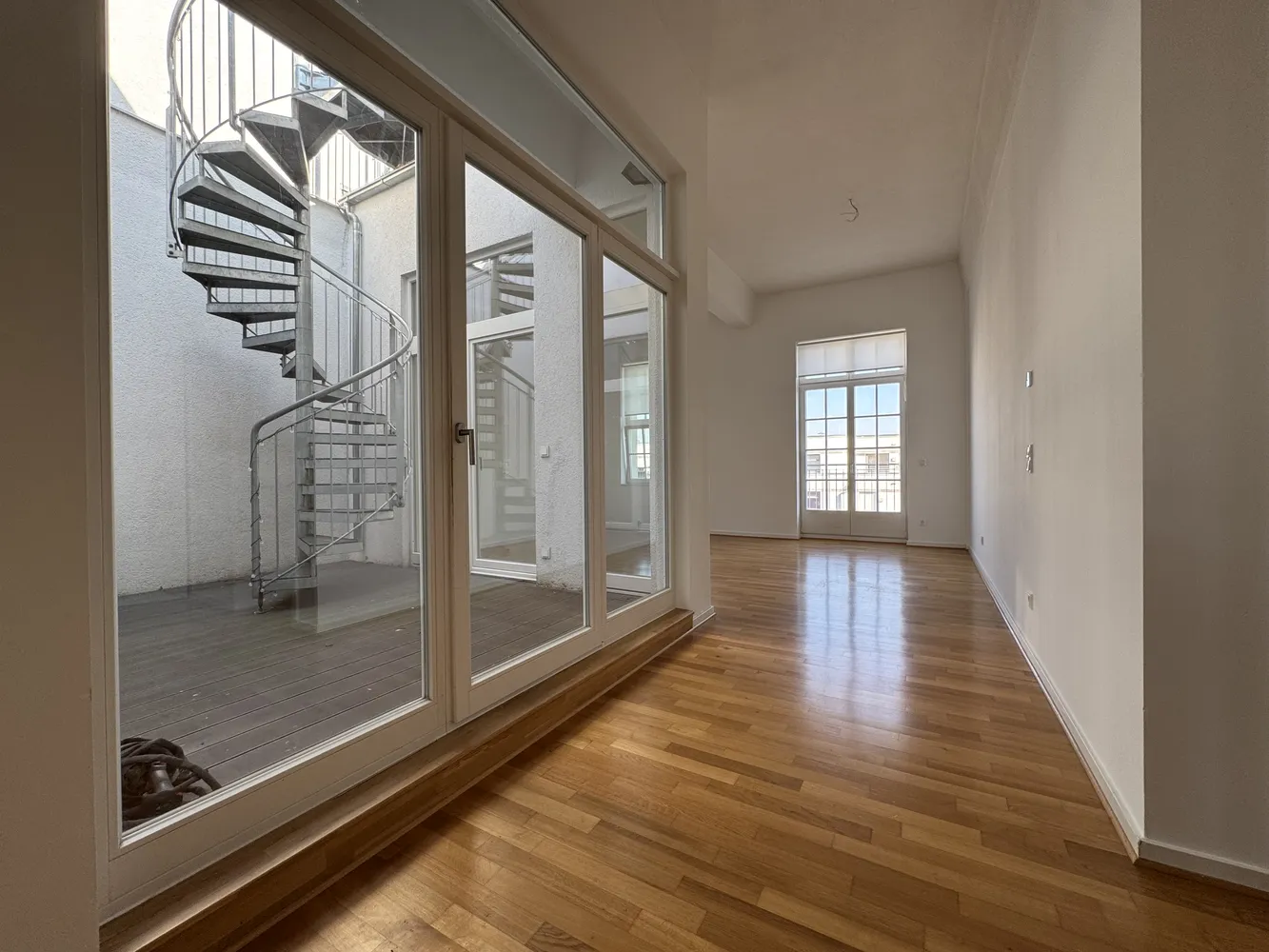 5 Zimmer Wohnung mit 134 m² in Leipzig – Bild 1