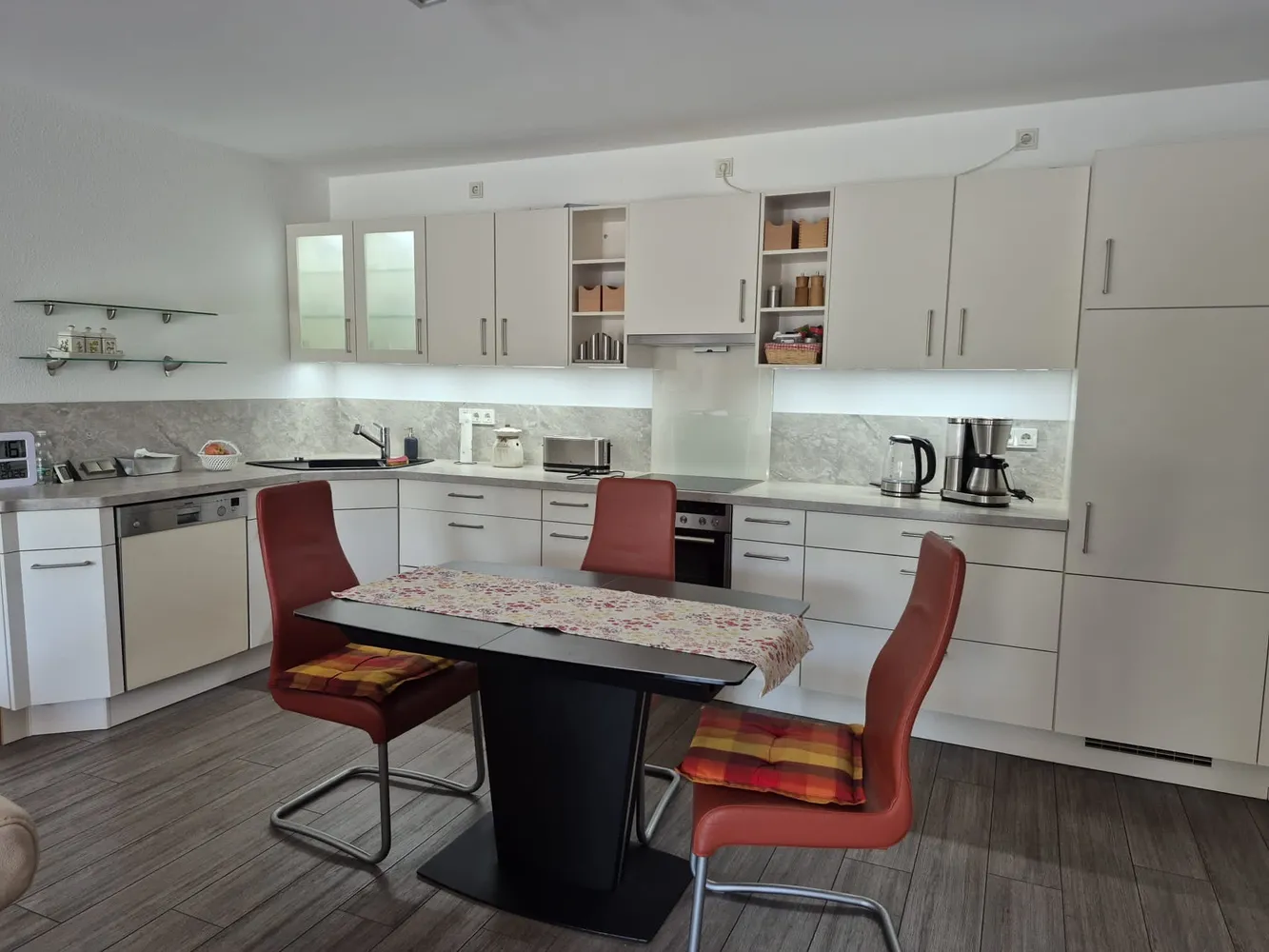 3 Zimmer Wohnung mit 82 m² in Duisburg – Bild 2