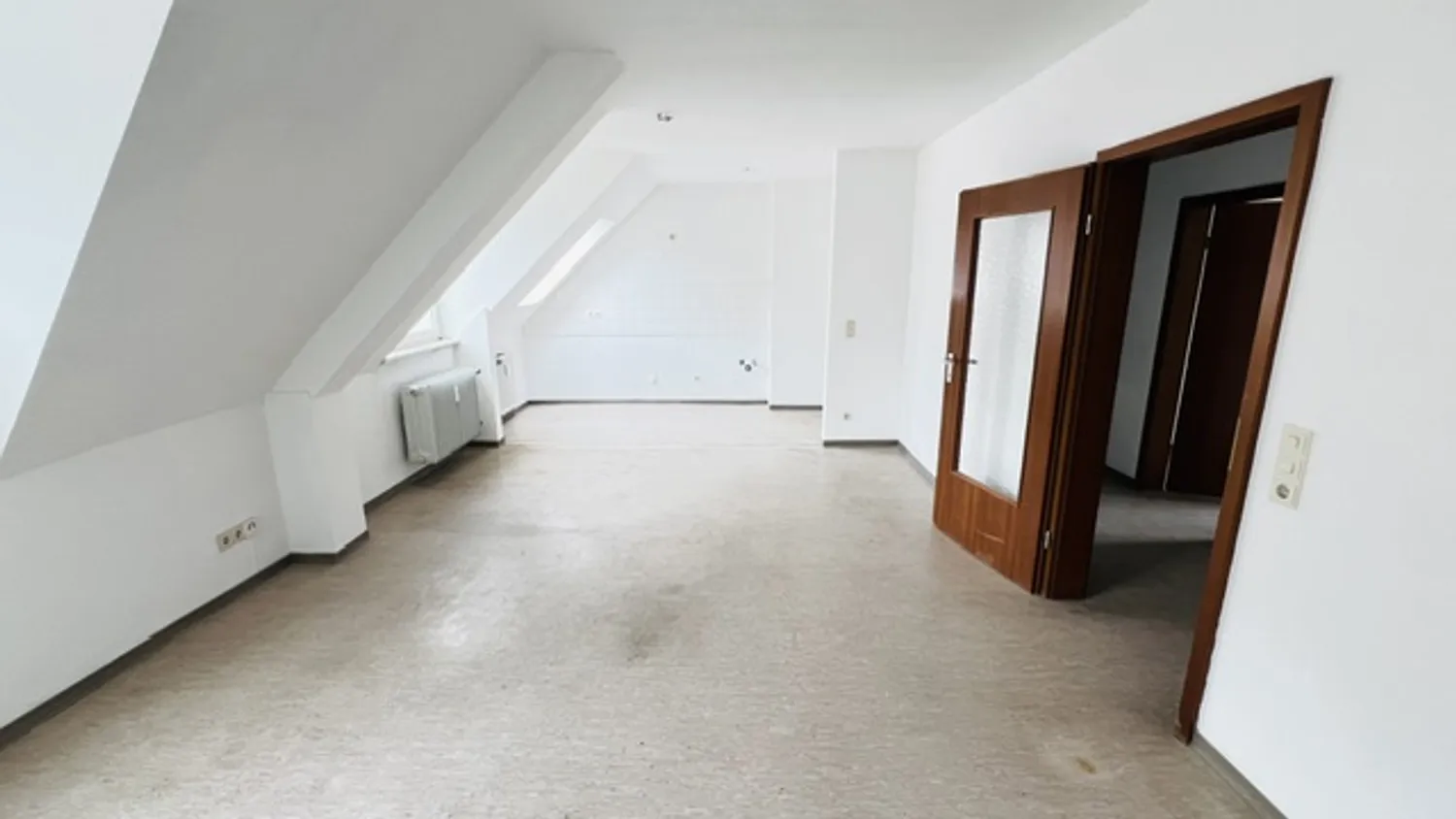 2 Zimmer Wohnung mit 60 m² in Wiesbaden – Bild 4