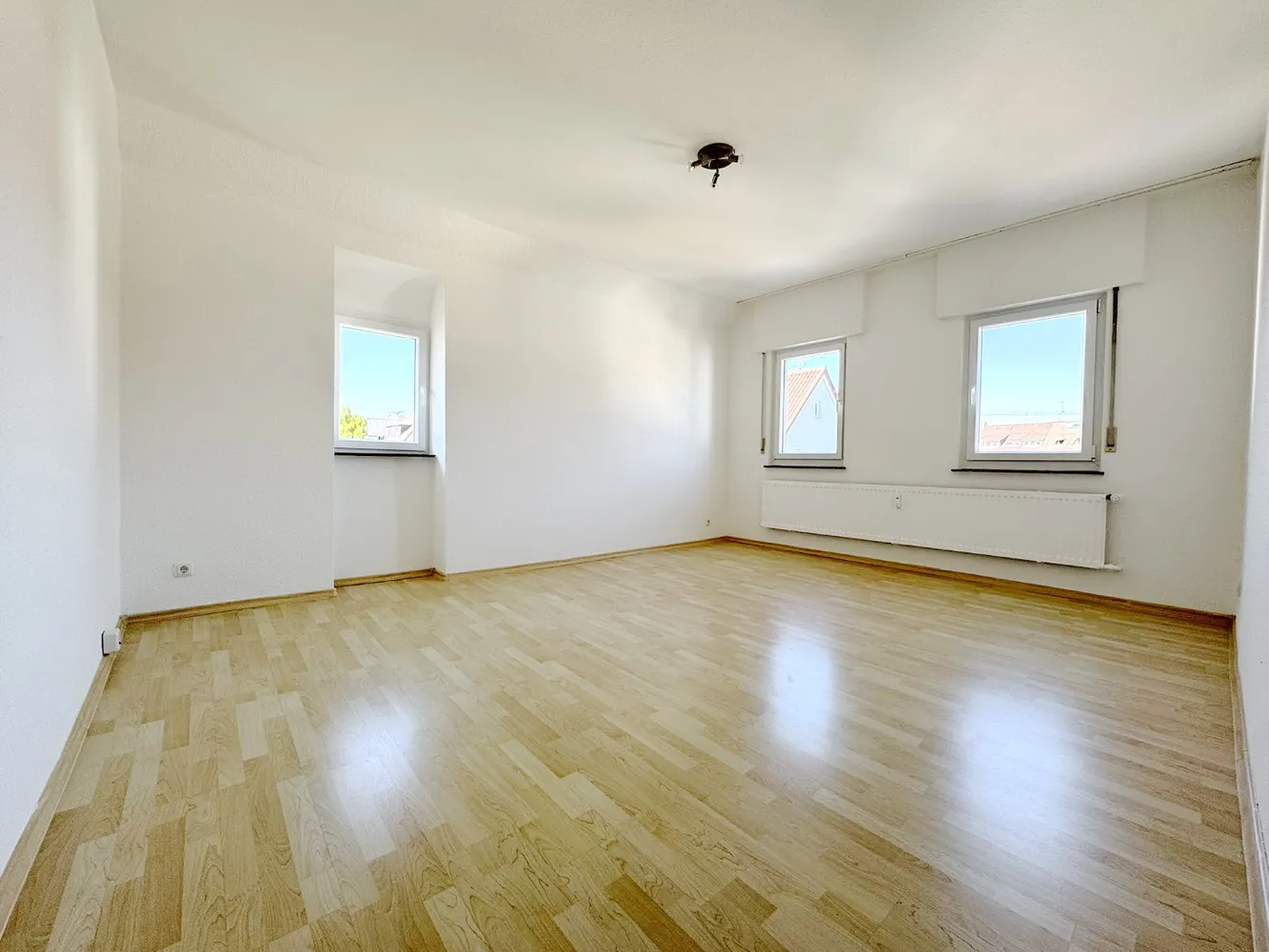 4 Zimmer Wohnung mit 79 m² in Stuttgart – Bild 2