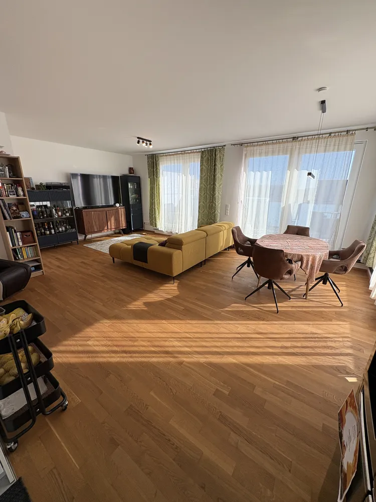 4 Zimmer Wohnung mit 161 m² in Frankfurt am Main – Bild 2