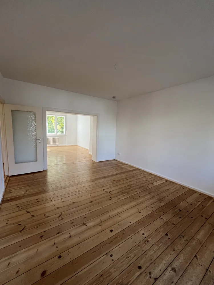 5 Zimmer Wohnung mit 127 m² in Berlin – Bild 2