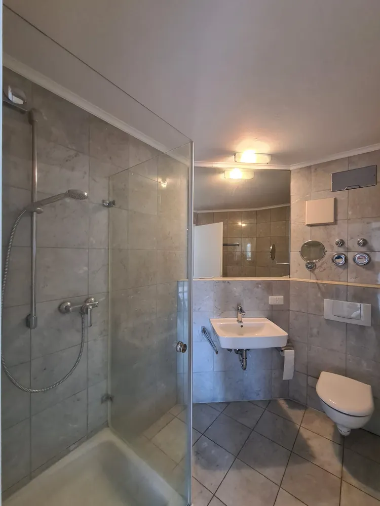 2 room apartment with 65 m² in Frankfurt am Main – Photo 9