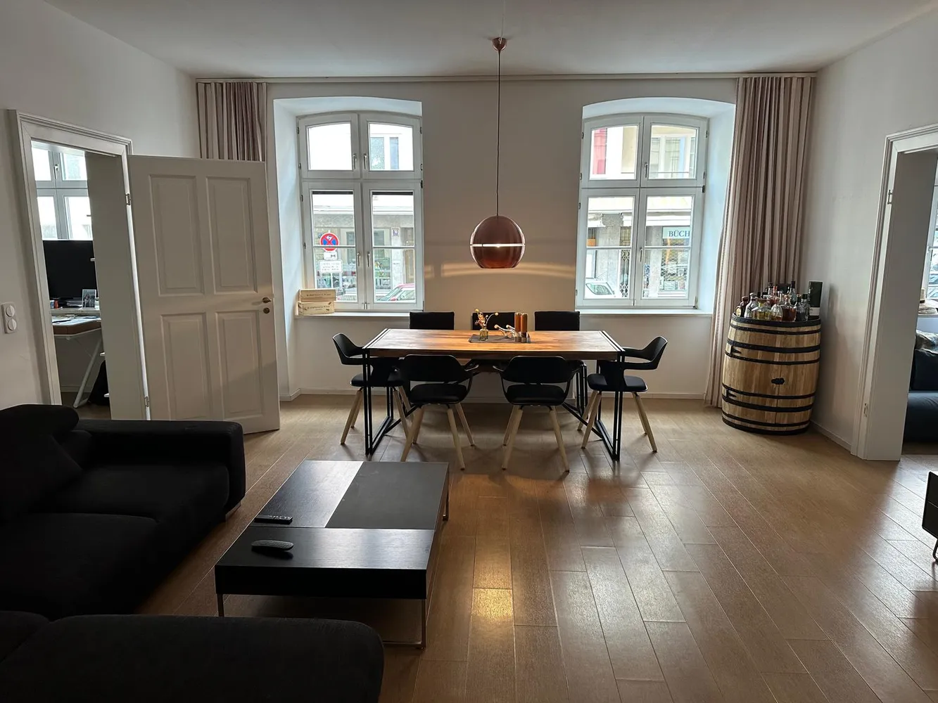 5 Zimmer Wohnung mit 120 m² in München – Bild 1