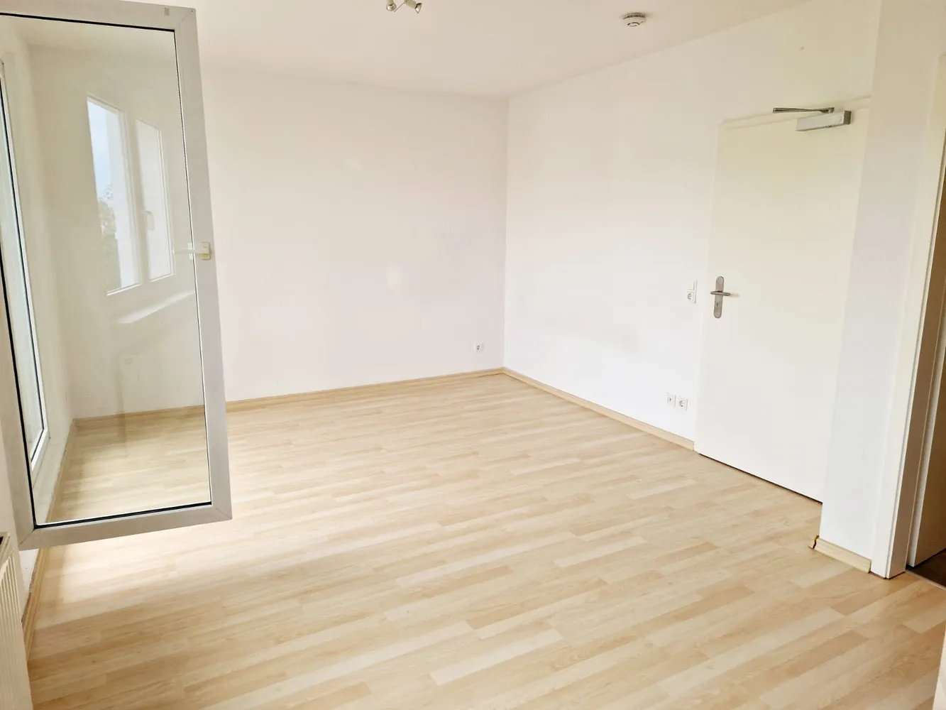 1 Zimmer Wohnung mit 26 m² in Halle (Saale) – Bild 1