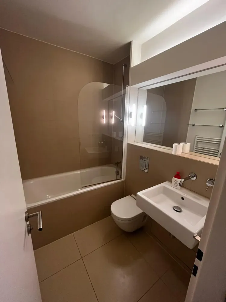 Shared room with 12 m² in Berlin – Photo 3