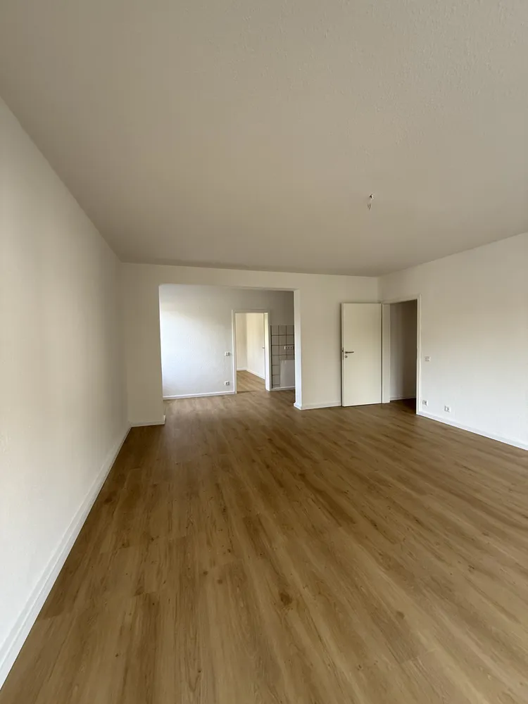 3 Zimmer Wohnung mit 76 m² in Essen – Bild 2