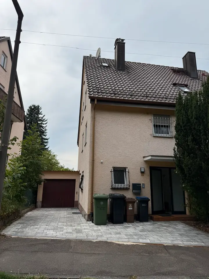6 Zimmer Haus mit 115 m² in Leonberg – Bild 3