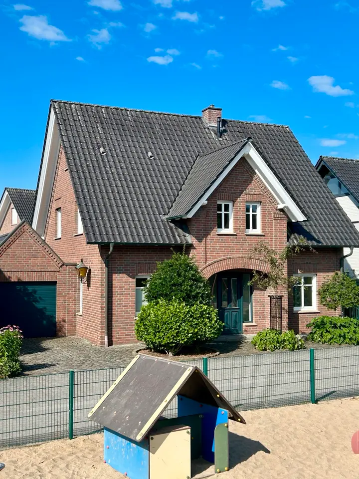 7 Zimmer Haus mit 176 m² in Bocholt – Bild 1