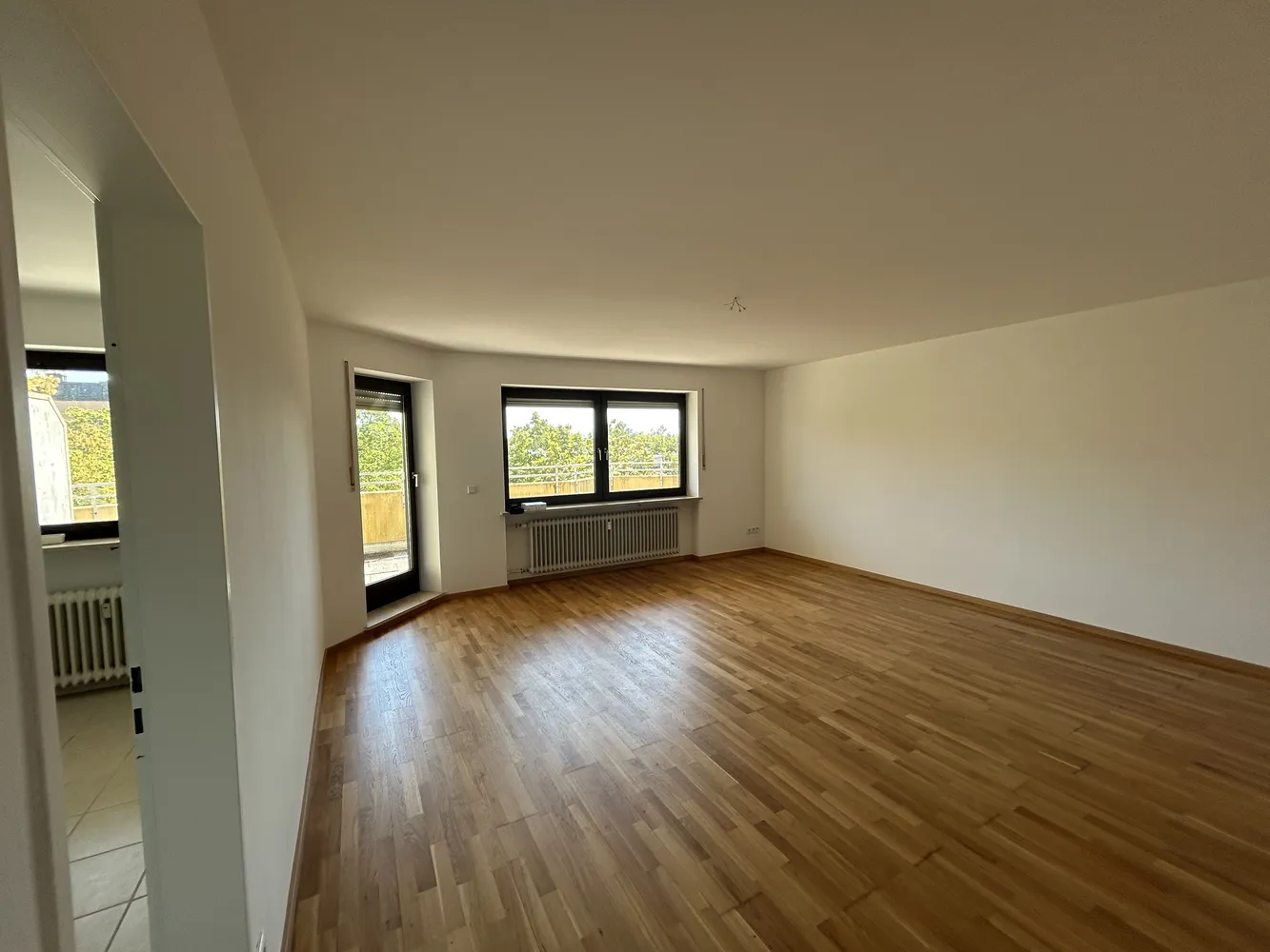 3 Zimmer Wohnung mit 91 m² in Germering – Bild 2