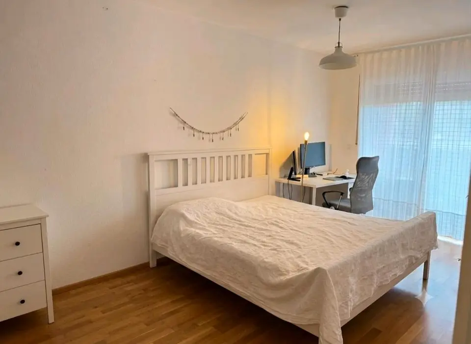 WG-Zimmer mit 99 m² in Frankfurt am Main – Bild 2