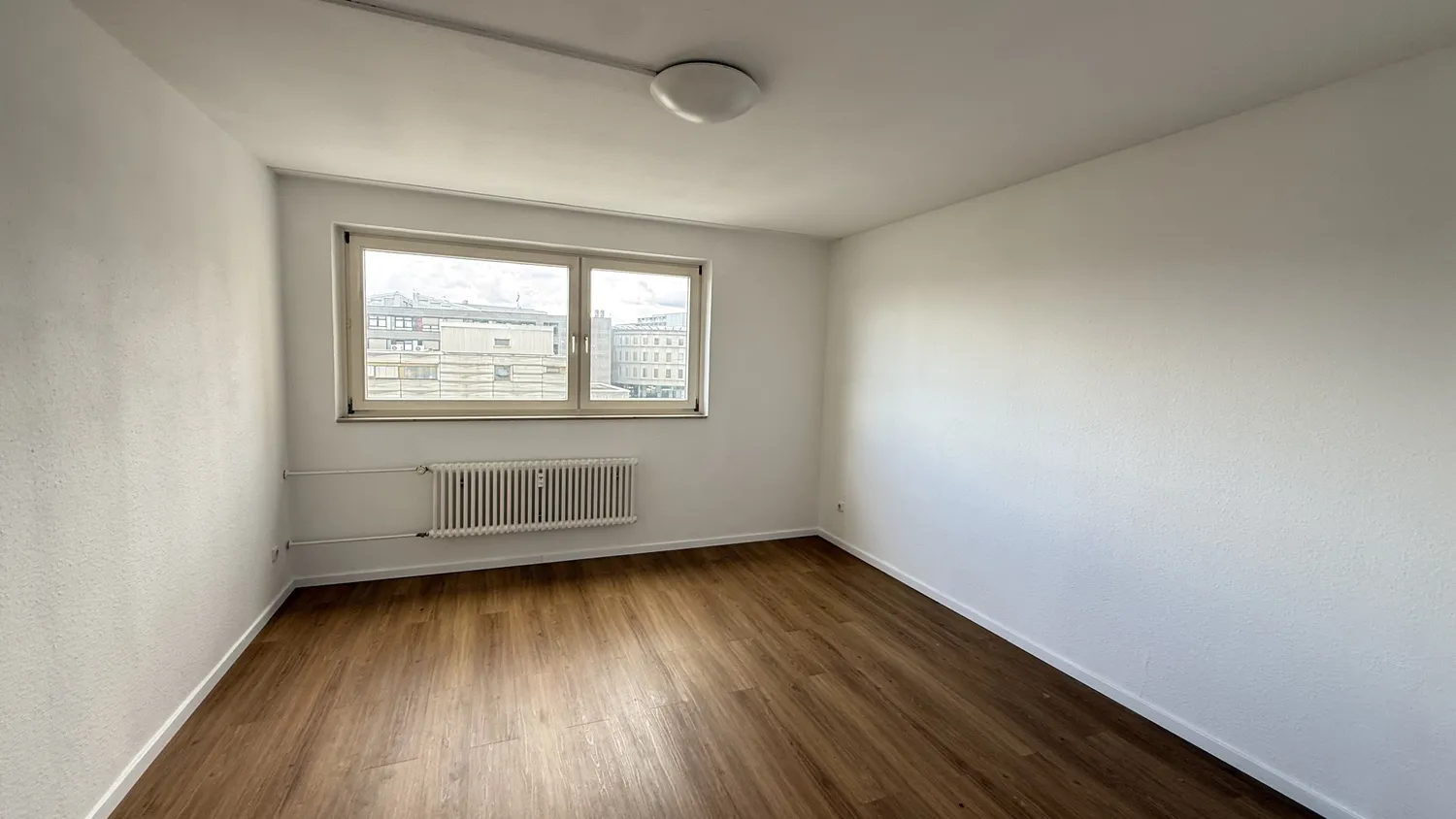 2 Zimmer Wohnung mit 48 m² in Kassel – Bild 2