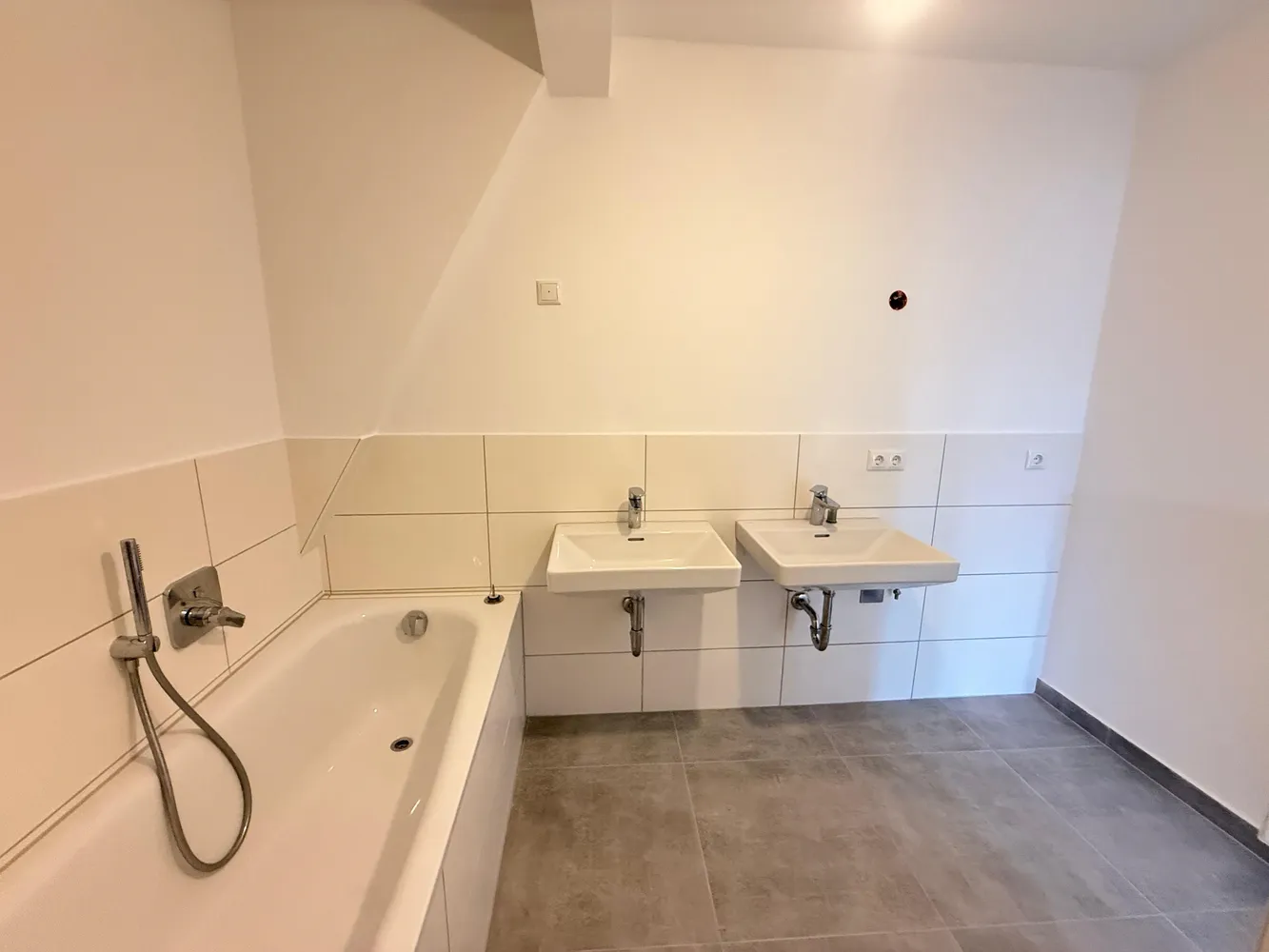 3 Zimmer Wohnung mit 90 m² in Magdeburg – Bild 8