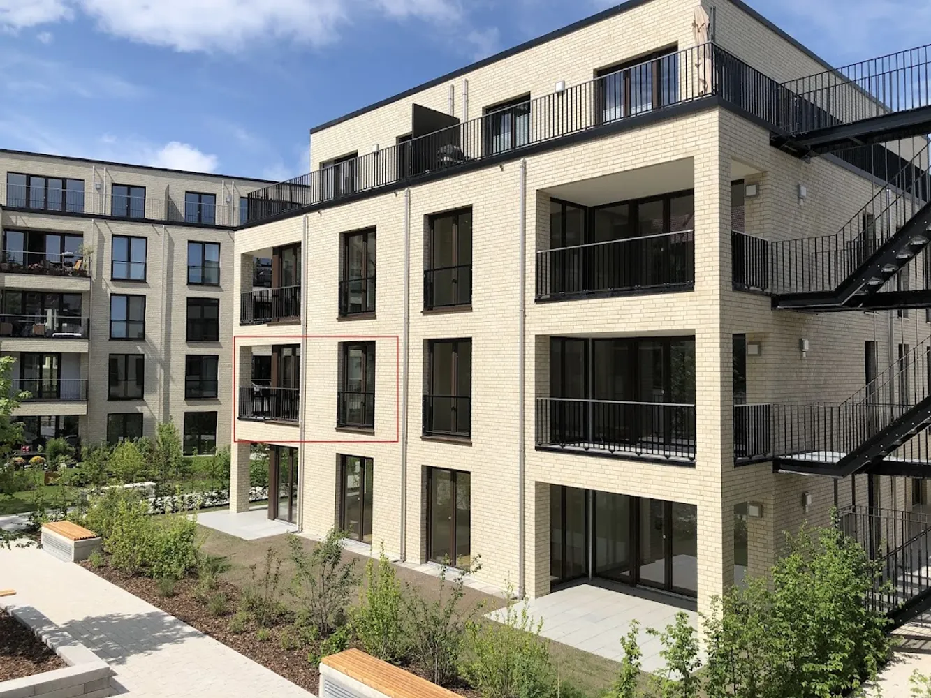 3 Zimmer Wohnung mit 125 m² in Hannover – Bild 1